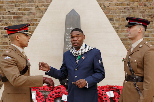 TheVoiceNews's tweet image. Row erupts over Brixton Remembrance Sunday event honouring Black war heroes

Tensions rise amid allegations that the Ministry of Defence and Lambeth Council have sidelined the Black-led group that founded and led an annual tribute

By Vic Motune 

voice-online.co.uk/news/uk-news/2…
