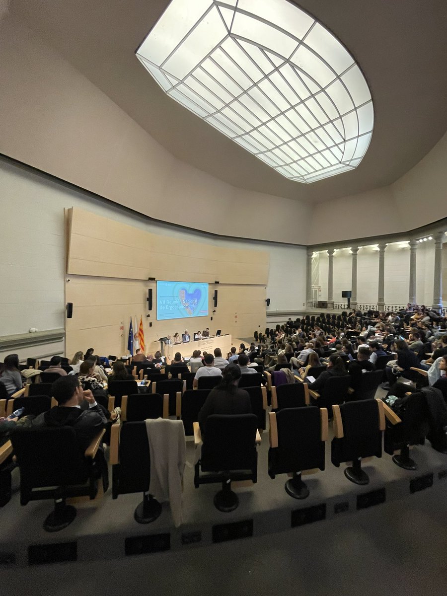 Ergoespiro_SEC's tweet image. Éxito total con cerca de 250 especialistas reunidos en #ErgoBarcelona2025 
Grandes ponentes, temas de actual y un sitio incomparable! Recordad que las sesiones se podrán visualizar más tarde. 
@preventiva_SEC @secardiologia @UniBarcelona @hospitalclinic