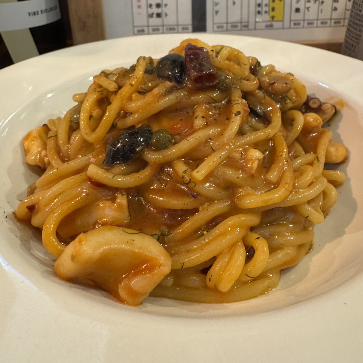 tinytinykingdom's tweet image. ずっと行きたかった、小岩の魚ケイ。お魚屋さんなんだけど、裏営業でイタリアンしてる、もうマフィア😆日本酒🍶でも飲める素敵なメニューあり、店主さん、引き出し多すぎて、胃袋バンバン撃たれました😋もう、全メニュー制覇したい👍下町x魚屋xイタリアンxサイコー #魚ケイ #酒とつまみと魚屋と #小岩