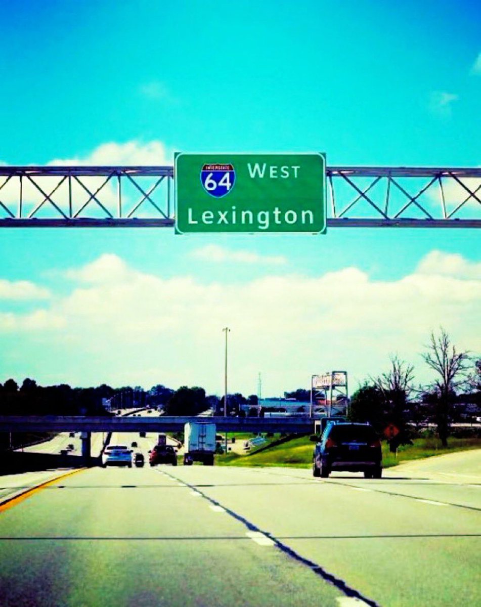KYHighFootball's tweet image. Tonight, all roads lead to Lexington! #RoadToState #PLAYOFFS🏆