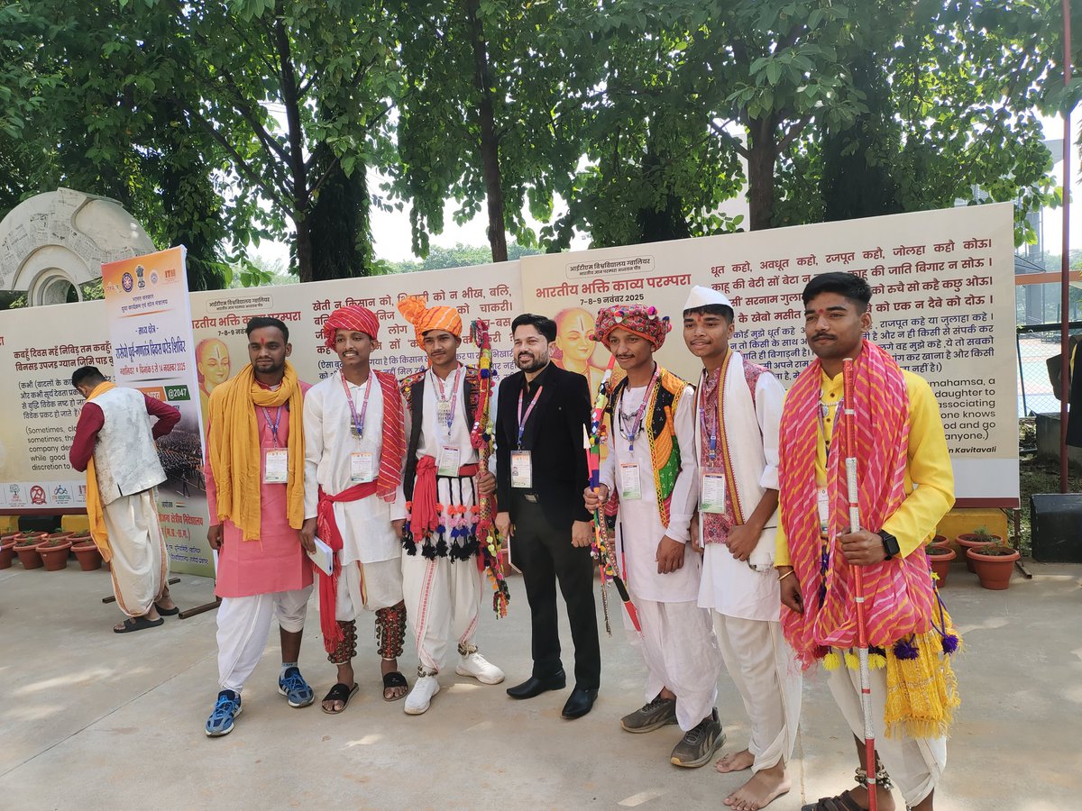 SanjayKumar465's tweet photo. पूर्व गणतंत्र परेड शिविर 
6/05/2025 उदघाटन समारोह 
@Rajkumarnss @ashokshrotinss 
@BhartiyaConnect 
@NSSCELLGOVMP 
@_NSSIndia 
@nssmp
@McbuNss @arun_nss 
@mansukhmandviya 
@kheloindia 
@mygovindia 
@MYBharatHQ 
#paradecamp2025
#nss https://t.co/9uMAa6KUO0