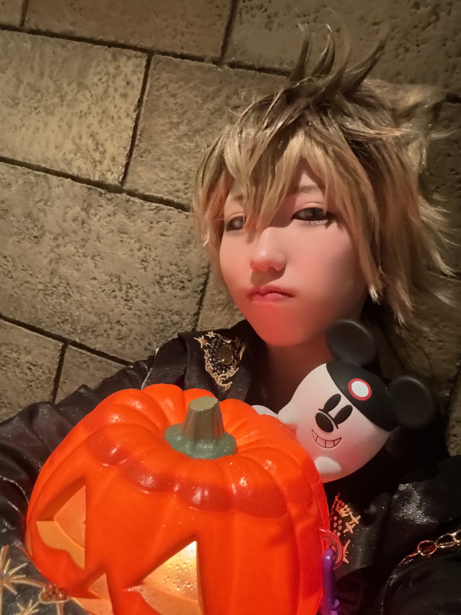 いなり/10.25🏰 (@inari_hai) / Posts / X