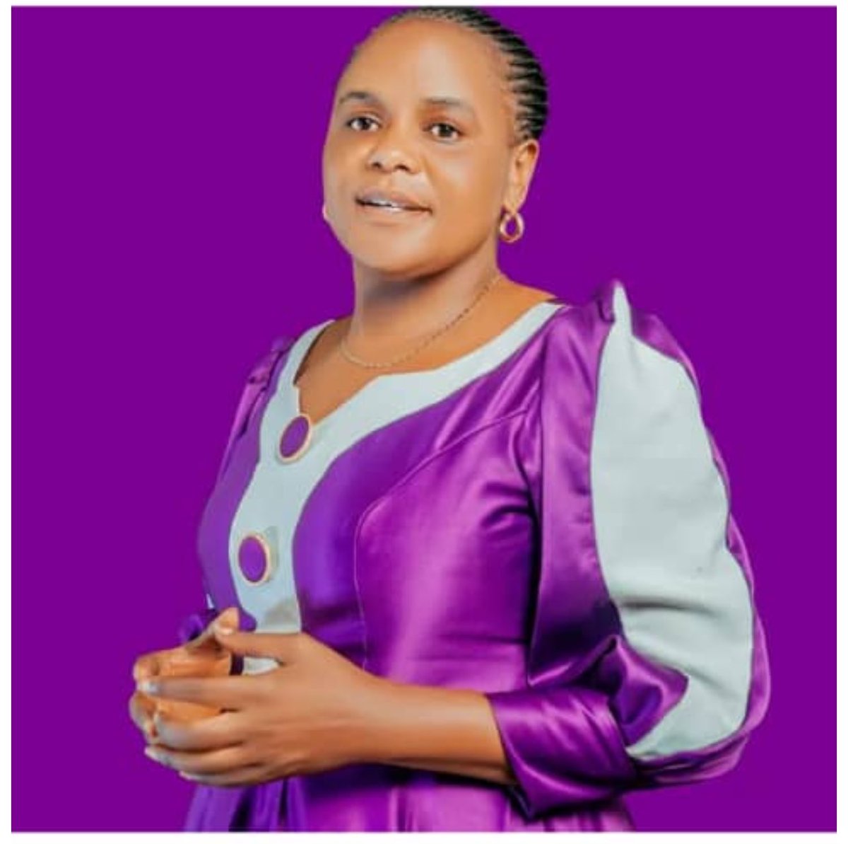 MchinjitaIR's tweet image. @tanpol huyu dada amefariki mikononi mwenu. Huyu ndiye mwakilishi halali wa wananchi wa kata ya sirari Tarime vijijini. Mlimkamata kufuatia maandamano ya wananchi kukataa tume isitangaze mgombea wa @CCMTanzania . Amefariki wakati kikosi chenu maalum kikimhoji. Hatujui ni mateso…