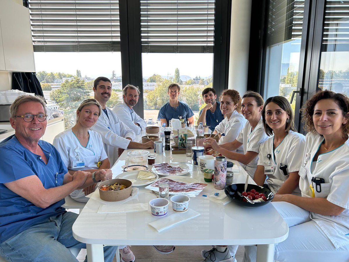 JVF_1997's tweet photo. Très reconnaissant pour l’opportunité d’avoir effectué ma rotation à la Clinique de la Douleur de @HopitaldeLaTour 🇨🇭
Une expérience profondément enrichissante
Merci à toute l’équipe pour son dévouement et sa bienveillance
Mention spéciale à @pelirroxapr pour son inspiration 🙏 https://t.co/Ch2a1lAKJX