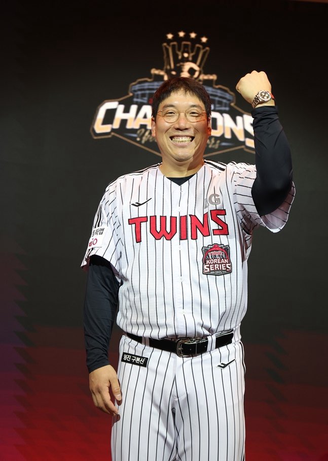 sulggehhdlgj's tweet image. 알티하면 돈 들어오는
도합 201억 14만 9천 원짜리 사진
(하의, 이너 및 기타 악세사리 별도)