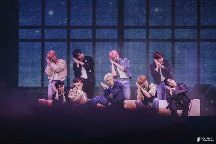 오늘도 난 밤새 잠 못 드는 중이야
 어떡하면 좋을까 다 너 때문이야 
#2025MAMAVOTE #ZEROBASEONE