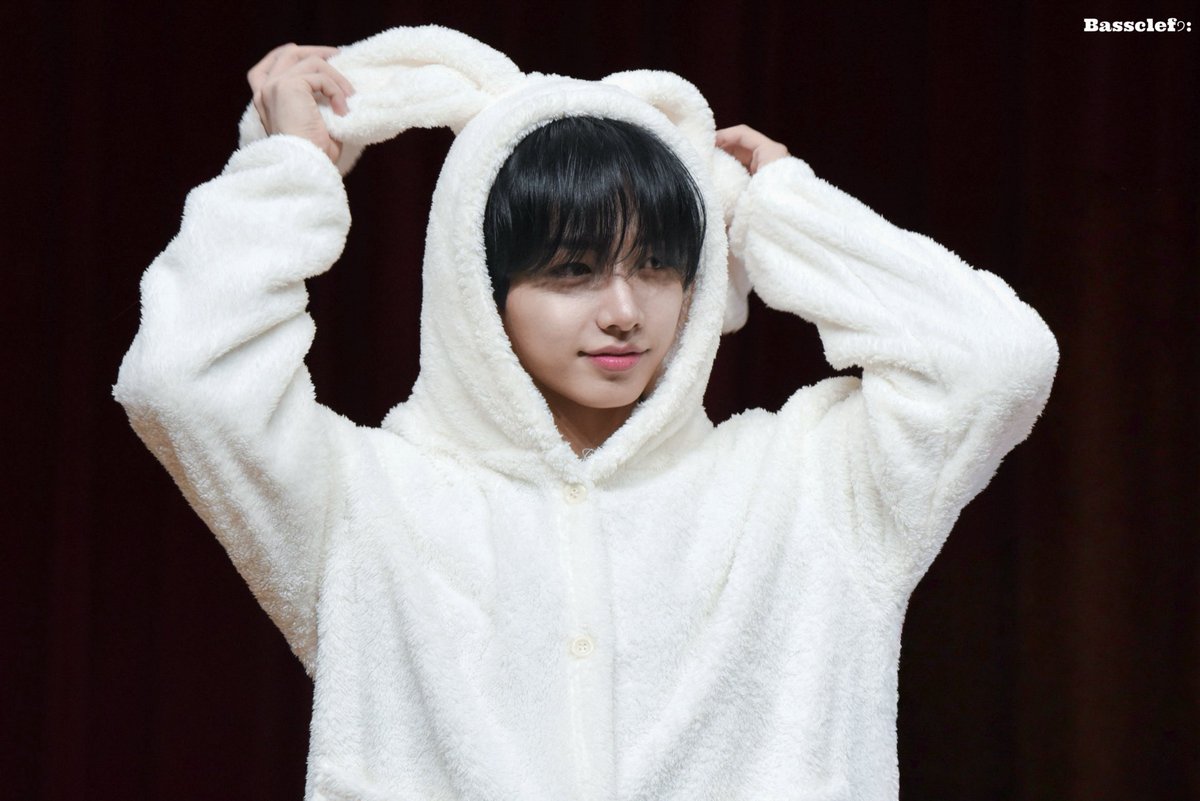 어제이분은누구시지