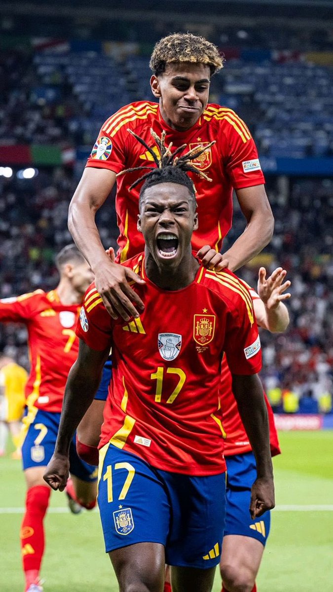 Jak wyglądał proces szkoleniowy takich zawodników jak Lamine Yamal, Cubarsí czy Nico Williams? Czy w najmłodszych latach wynik nie był dla nich najważniejszy? 

👇🇪🇸⚽️

futbolespanol.pl/index.php/2025…