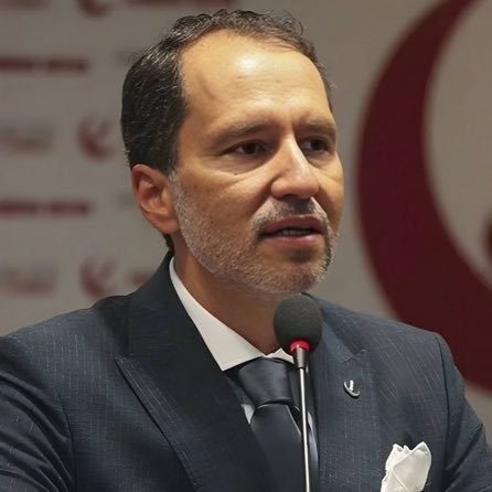 Fatih Erbakan: “Devlet Bahçeli çok istiyorsa İmralı'ya kendisi gitsin.

İmralı Meclis'e gelemedi, öyleyse Meclis'i İmralı'ya götürelim anlayışı doğru bir yaklaşım değildir.”