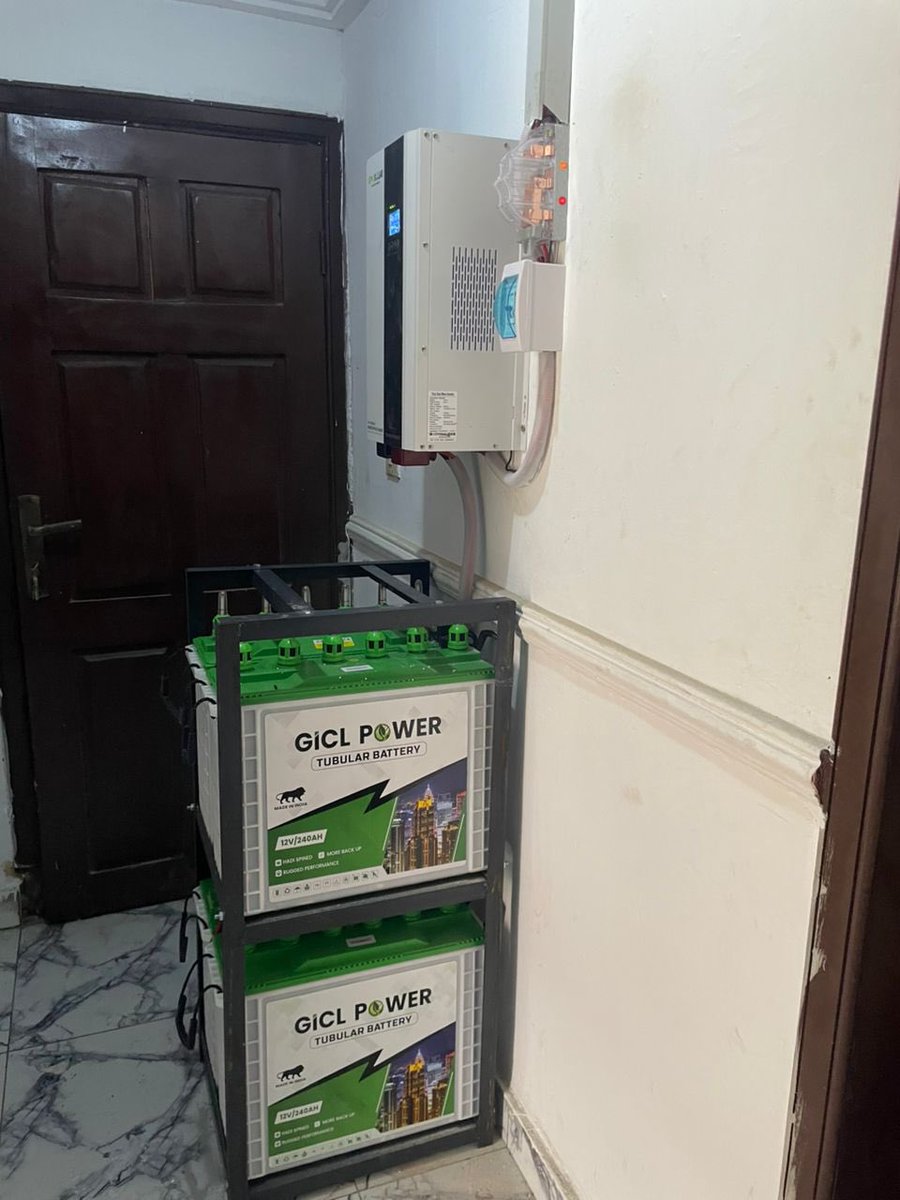 Vtech_solar's tweet photo. THIS IS GPH 5KVA BUNDLE 
Price - 3,285,000
Old price - 3,942,000
20% off 

BUNDLE INCLUDE: 
- Free Protective kits 
- ⁠5kva smart pure SINEWAVE inverter (1)
- ⁠240Amps Tubular battery (4)
- ⁠550W High efficiency mono solar panel (8) https://t.co/icV92lR7mC