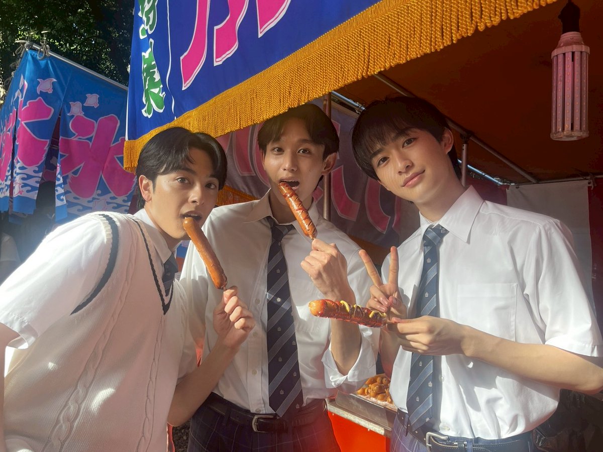 chottodakeesper's tweet image. 𓂃𓂂𝙀𝙨𝙥 𝙍𝙚𝙥𝙤𝙧𝙩 𓂃𓂂💊

チーム高校生👦🏻
お祭りを楽しんでいる様子の3人を
ちょっとだけお届け🤏🏻

#ちょっとだけエスパー 
#新原泰佑 
#伊藤圭吾  #渡辺優哉
#TVer にて1〜3話配信中🦸🏻🇯🇵
tver.jp/episodes/epmgf…