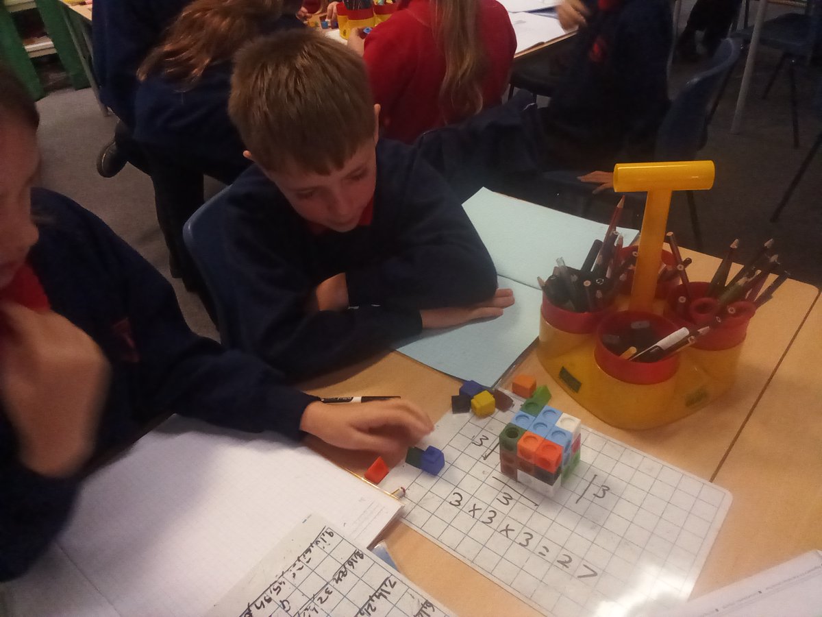 Today we have investigated cube numbers using multilink cubes. This connects and builds on from our learning yesterday of squared numbers <a href="/WBJJuniorSchool/">William Barcroft Junior School</a> <a href="/HarbourLearning/">Harbour Learning Trust</a> #wbjsmaths
