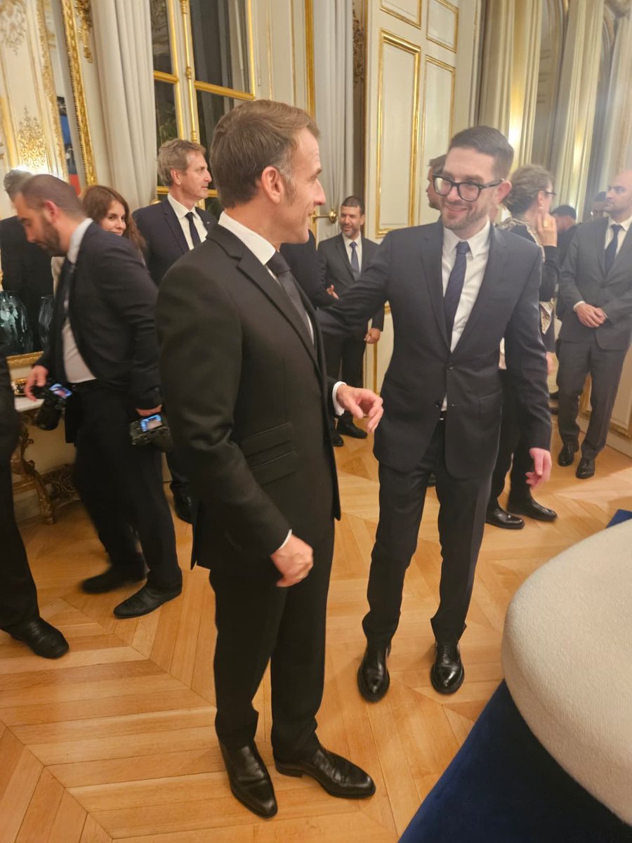 jon_delorraine's tweet image. Non. Rien.