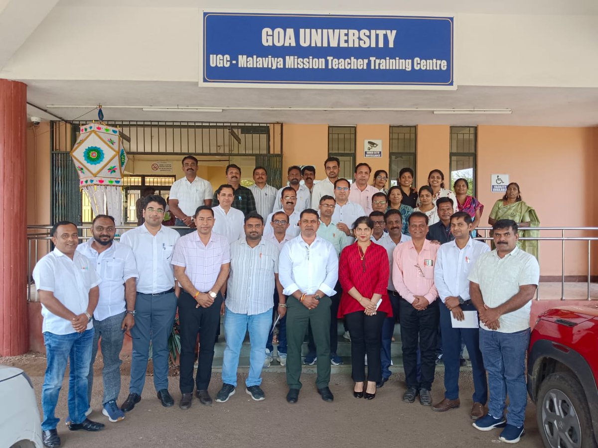 📷 A Cyber Awareness Session on “Cyber Awareness and Responsibility: Embracing Healthy Digital Practices for a Safer Tomorrow” was held on 05th Nov 2025 at Goa University
📷 The session was conducted by PI Deepak Pednekar
#CyberAwareness #GoaPolice #DigitalSafety #StaySafeOnline