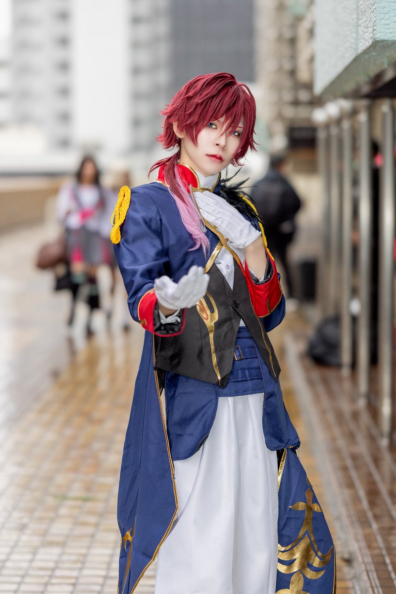 逸らすな。 🌈🕒 / ローレン・イロアス（共通衣装） #コスプレ #cosplay