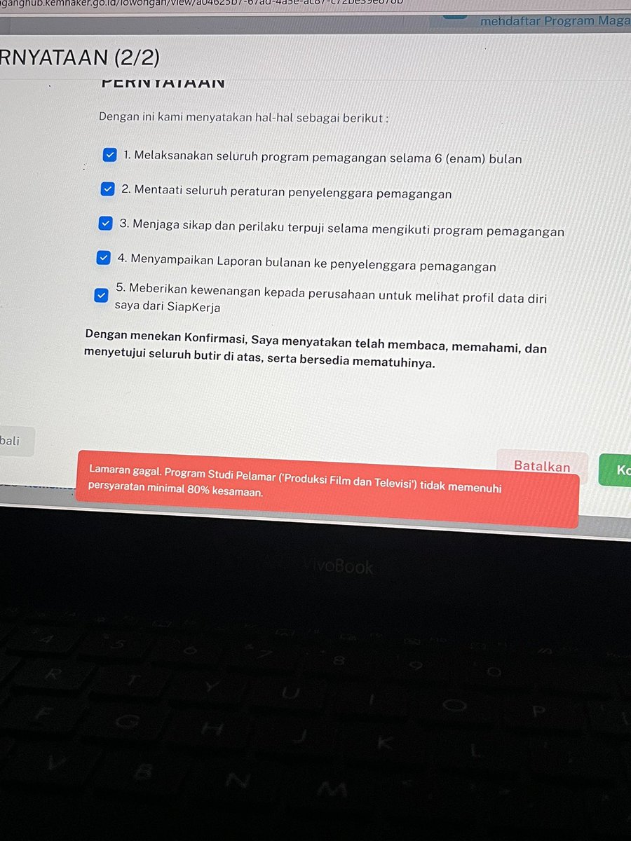 kattaasandi's tweet photo. maganghub @KemnakerRI tolong ini mah di perbaiki lagi, buat pemilihan jurusan kenapa kalian membedakan lulusan diploma IV dengan Sarjana?. udah coba cari dan apply sesuai jurusan film dan tv tapi masih tidak memenuhi persyaratan? harus gimna bjir https://t.co/ImeK60d5UM