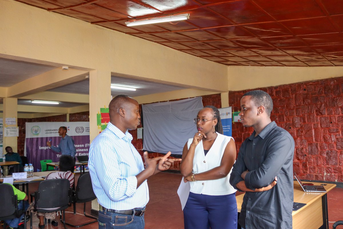 BusinessImanzi's tweet photo. honored to  host @ilo project coordinator @HuyeDistrict for a session on the key benefits for attending the #IYB&amp; #DYB training program. #Participants shared stories on how the training is helping them improve their businesses and sparked connections✨ https://t.co/H2hTT4URk9