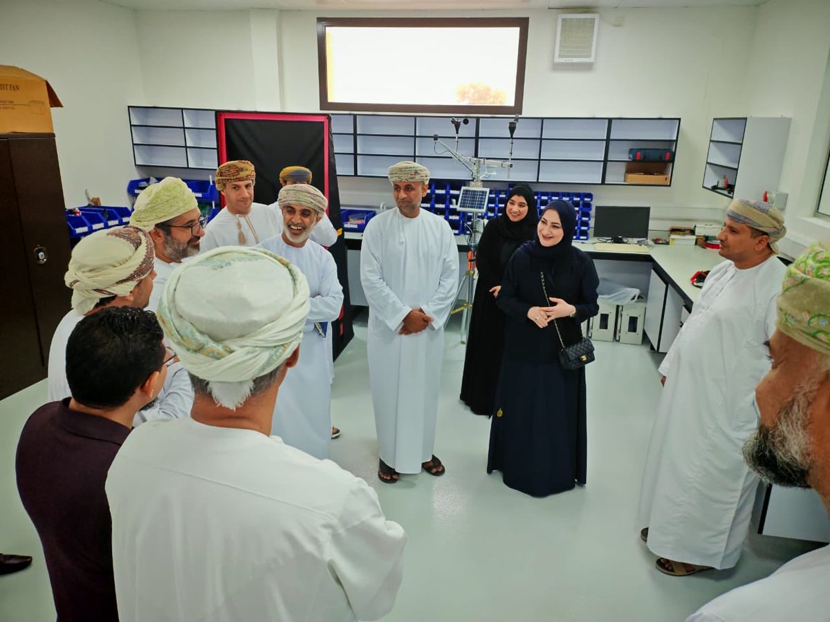 SERC_SQU's tweet photo. تشرف مركز أبحاث الطاقة المستدامة باستقبال وفد من شركة #أوكسيدنتال_عُمان ، حيث قام الوفد بجولة تعريفية في مرافق المختبر التابع للمركز، اطلع خلالها على الأجهزة والتجهيزات البحثية المتقدمة التي تم تمويلها مشكورين من قبل شركة أوكسيدنتال عُمان. https://t.co/M7E8soVhQj