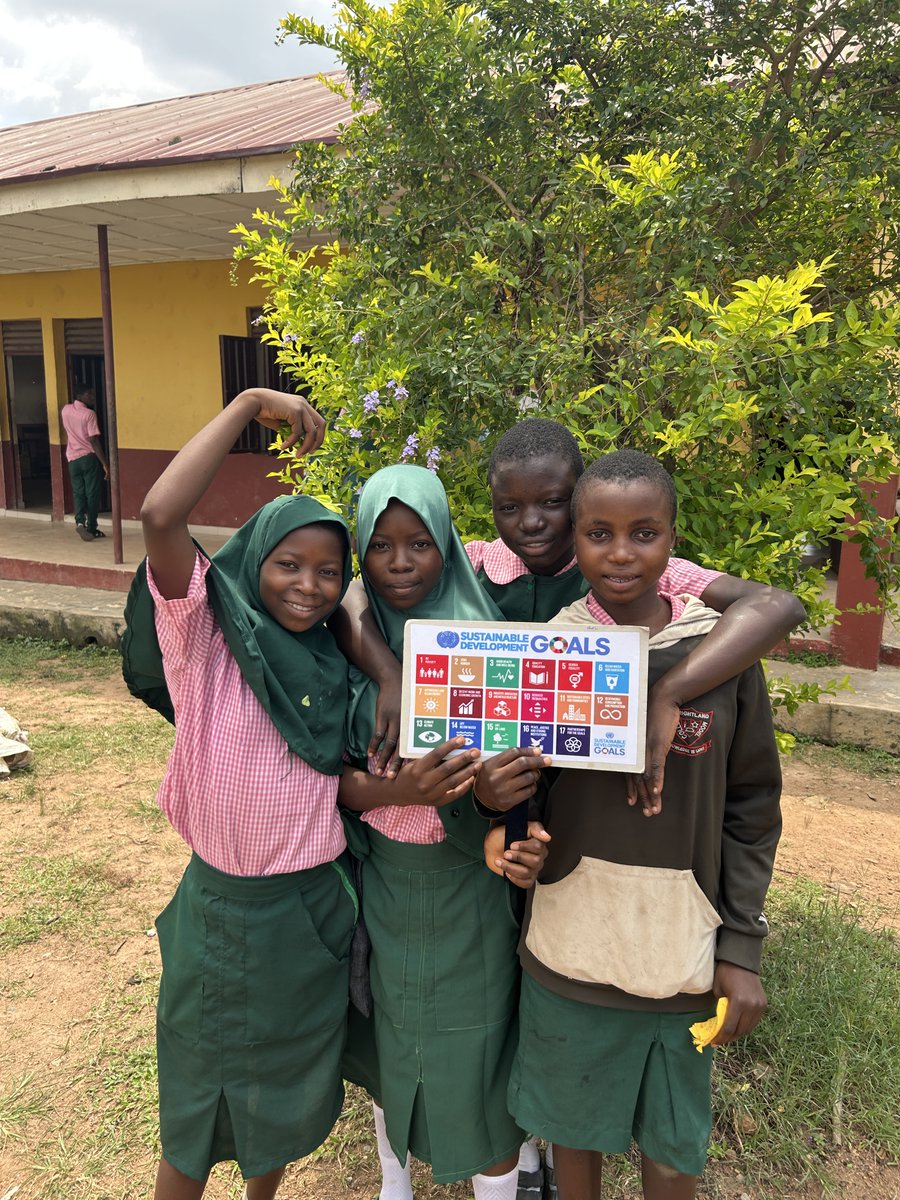 Ibadanshapers's tweet photo. We’re excited about the progress of the #FutureReadyProject at @Ibadanshapers!
Students are gaining vital hard and soft skills to thrive in today’s world.
We’re inspired by the impact so far and ready to reach more young minds across Oyo State!
#SkillsForTheFuture #Ibadan https://t.co/T4nU8sBSPc