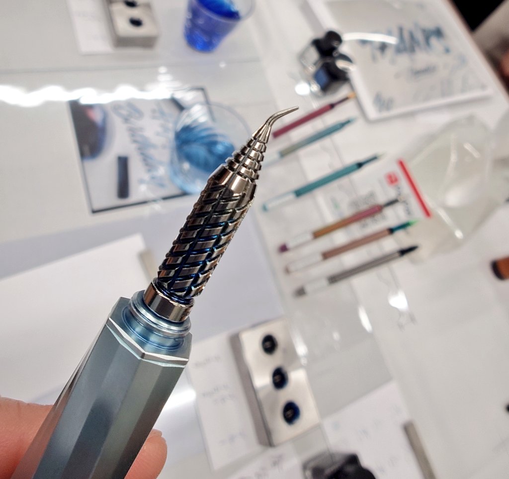 DRILLOG | The drill tipped dip pen (@info_drillog) / Posts / X