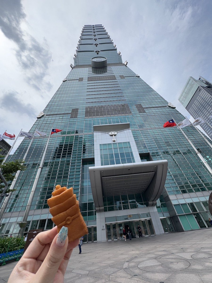 G2245☆【希少】KILOPOST キロポスト No.1～101の101冊セット トミックスからの鉄道模型情報誌☆ 送料無料 ☆ カーナビ Gorilla 本体 ゴリラ NV-SD585DT 5.8型 + 接続