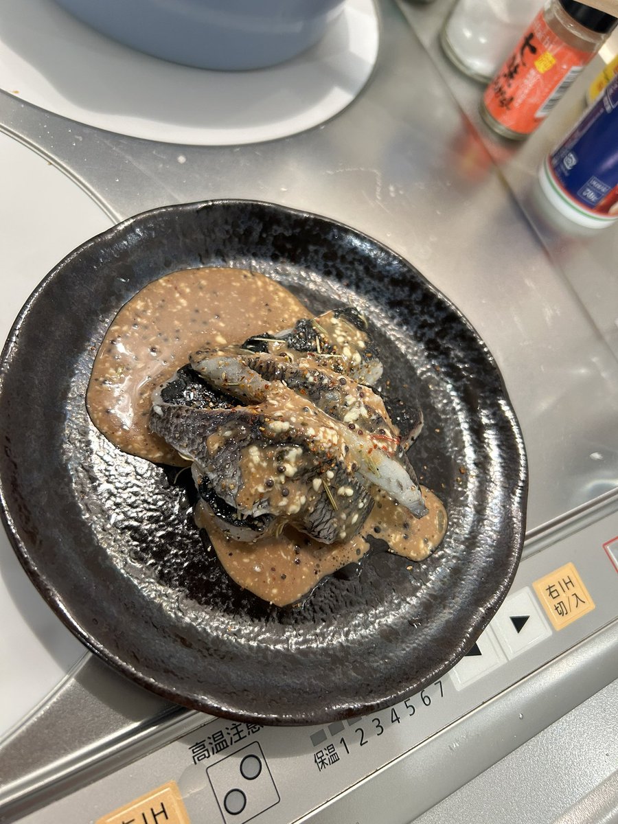 Fish throttle (クソ雑魚アングラー) tweet media