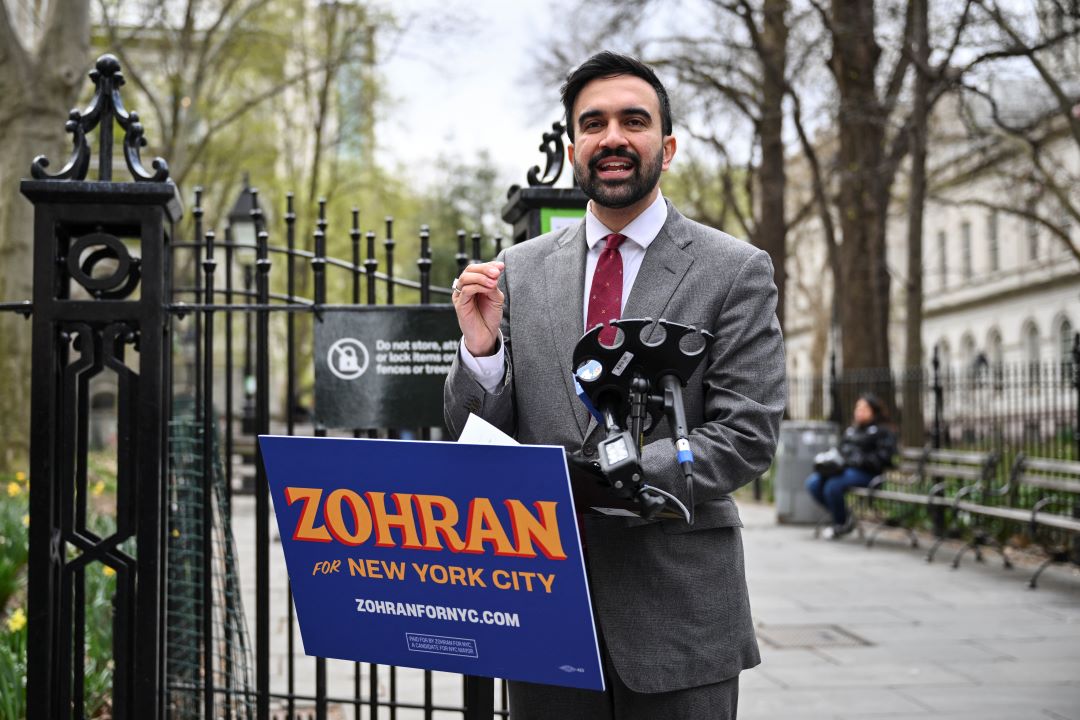 Zohran Mamdani's Historic Win: At 34, the DSA Firebrand Becomes New York City's Youngest Mayor in Generations

Read More: diplomaticwatch.com/zohran-mamdani…

#ZohranMamdani #NewYork #Politics #YouthLeadership