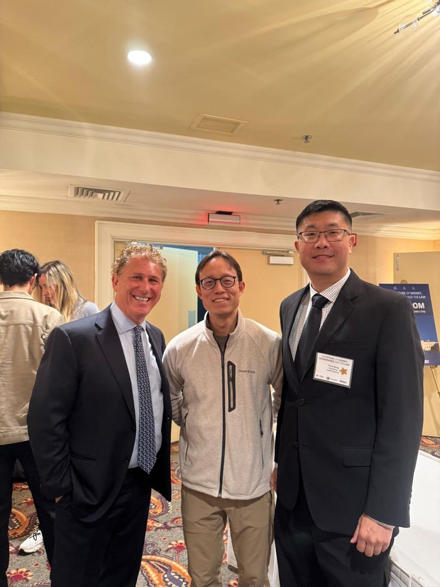 CESS_Storage's tweet image. Great meeting between innovators shaping the future of Web3!
Our Co-Founder Nicholas Zaldastani (@Nicholas_CESS) met Yat Siu (@ysiu), Co-Founder of @animocabrands, during the FoMGL event on Capitol Hill 🇺🇸

Exciting discussions on driving decentralization, digital ownership, and…