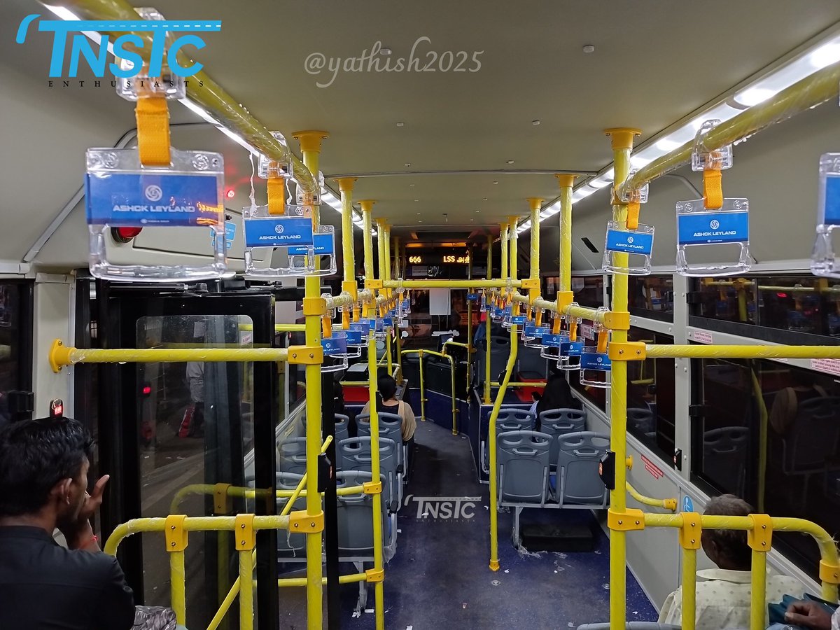 tnstcbus's tweet image. #Newroute_Alert 🚨
த.நா.அ.போ.க சேலம் (தருமபுரி மண்டலம்)
TNSTC Salem (Dharmapuri Region)
Brand new pair (2 Buses) of Interstate ULE bus🚍

Route Details: 666 LSS 
#INTERSTATE
ஓசூர் - அத்திப்பள்ளி
Hosur - Attibele 
ಹೊಸೂರು - ಅತ್ತಿಬೆಲೆ

(1/2)