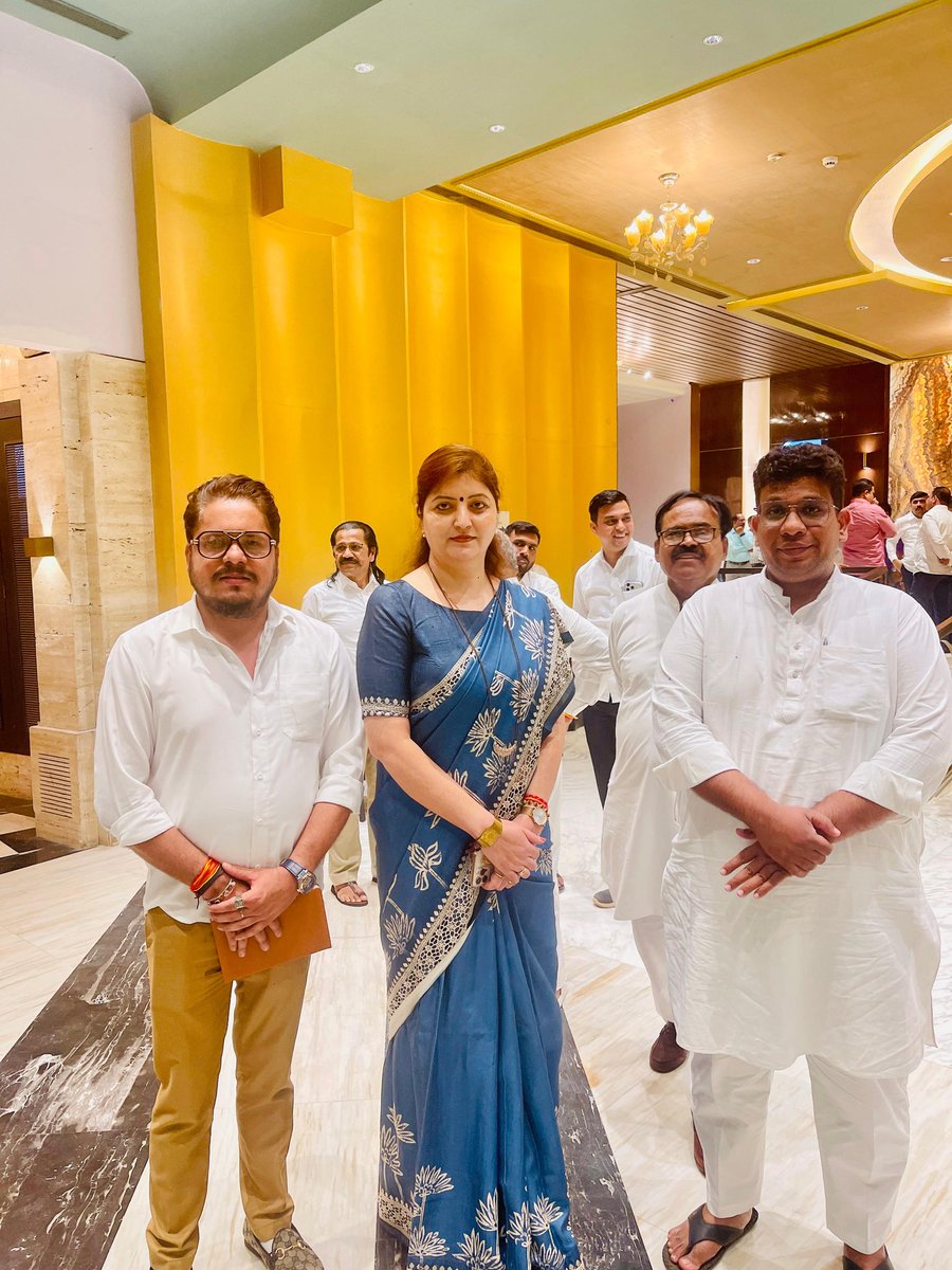 आदरणीय <a href="/ChakankarSpeaks/">Rupali Chakankar</a> ताई सोबत वर्ली डोम <a href="/MumbaiNCP/">NCP Mumbai</a> <a href="/AjitPawarSpeaks/">Ajit Pawar</a> <a href="/AshutoshAKale/">Ashutosh Kale</a> <a href="/mrhasanmushrif/">Hasan Mushrif</a> <a href="/mahancpspeaks/">MahaNCPspeaks</a> <a href="/Sharmancpspeaks/">Dheeraj Sharma</a> <a href="/SunetraA_Pawar/">Sunetra Ajit Pawar</a> <a href="/nawabmalikncp/">Nawab Malik نواب ملک नवाब मलिक</a>