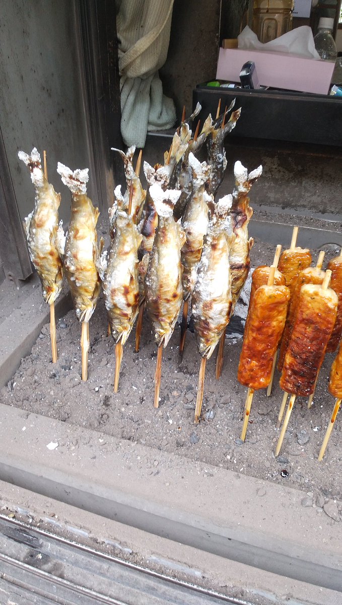 昨夜のスーパームーン🌕はもやっとでした💦
今日はこんなに可愛い月が出ました🤗💕
ちと遠出🚙💨袋田の滝へ～そしてMegu🍀は本日年輪をひとつ重ねました🎂

今夜の🌕はとっても綺麗ですー❤🤭💕