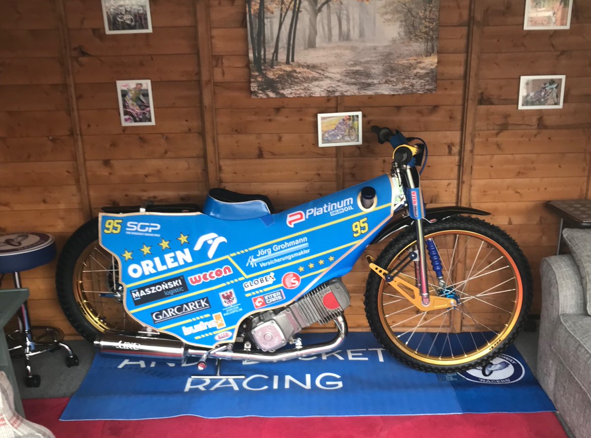 <a href="/StekProducts/">STEK Products</a> <a href="/speedwayshowuk/">The Speedway Show</a> Great products 👍