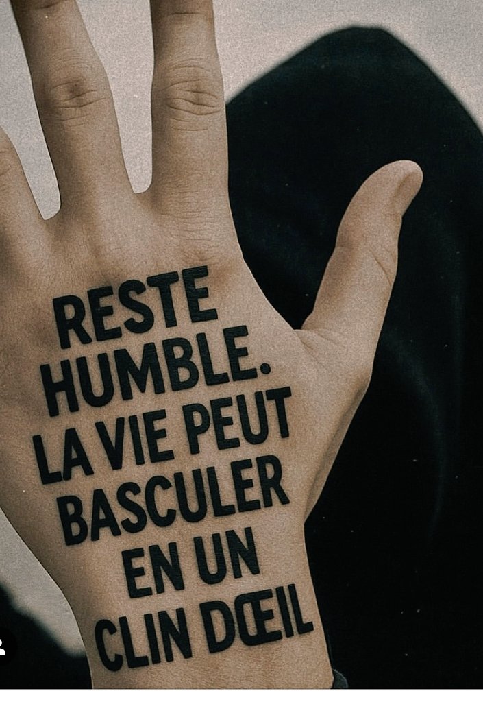DiarawaOulare's tweet photo. 🥰🥰 Oui en clin d'œil https://t.co/6RSVEFcnpd