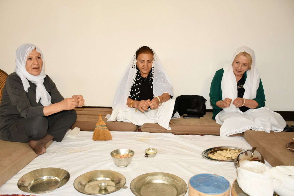 Dicle Üniversitesi ev sahipliğinde düzenlenen 3. Uluslararası Mezopotamya İnanç, Kültür ve Gastronomi Turizmi Kongresi, “Dijital Çağda İnanç, Kültür ve Gastronomi” temasıyla başladı.

🔗Haberin detayı: dicle.edu.tr/haberler/dicle…

#DicleÜniversitesi