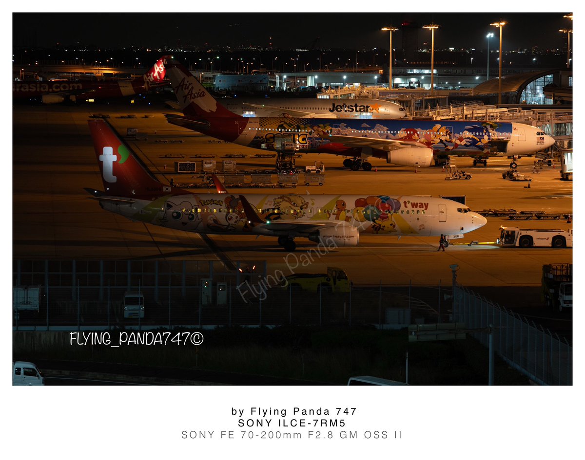 Flying_Panda747's tweet photo. 多分この子が今年一番出会う回数が多かった特別塗装機。
T’Wayのポケモンジェット。
まさか今年最後に関空で再会、SEGAも一緒だった良い思い出。
#avgeek #Pokemon #tway #boeing #b737 #ポケモン #飛行機が有る景色 #SonyAlpha https://t.co/kpFLvPDFjD
