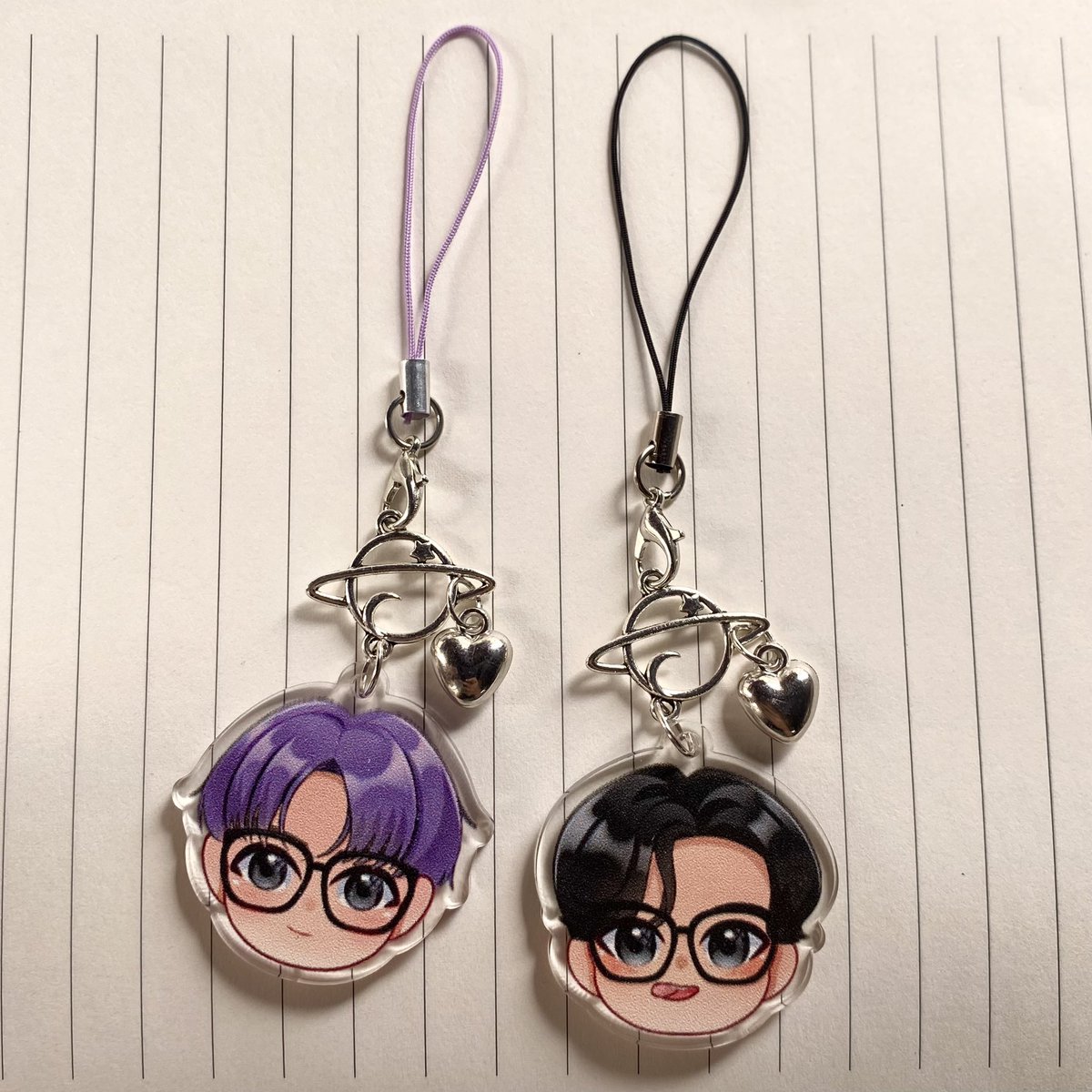 𝓗𝓮𝓮𝓙𝓪𝓴𝓮 𝓑𝓭𝓪𝔂 𝓚𝓲𝓽 𝓪𝓷𝓭 𝓕𝓻𝓮𝓮𝓫𝓲𝓮𝓼 by slovesjsm

☆ rt &amp; like this tweet 
☆ must love heejake ♡
☆ claim on shopee 11.11 
☆ for freebies strictly choose one of hee/jake phonecharm!

anyone wanna be tagged? drop ur pretty usn ☆♡