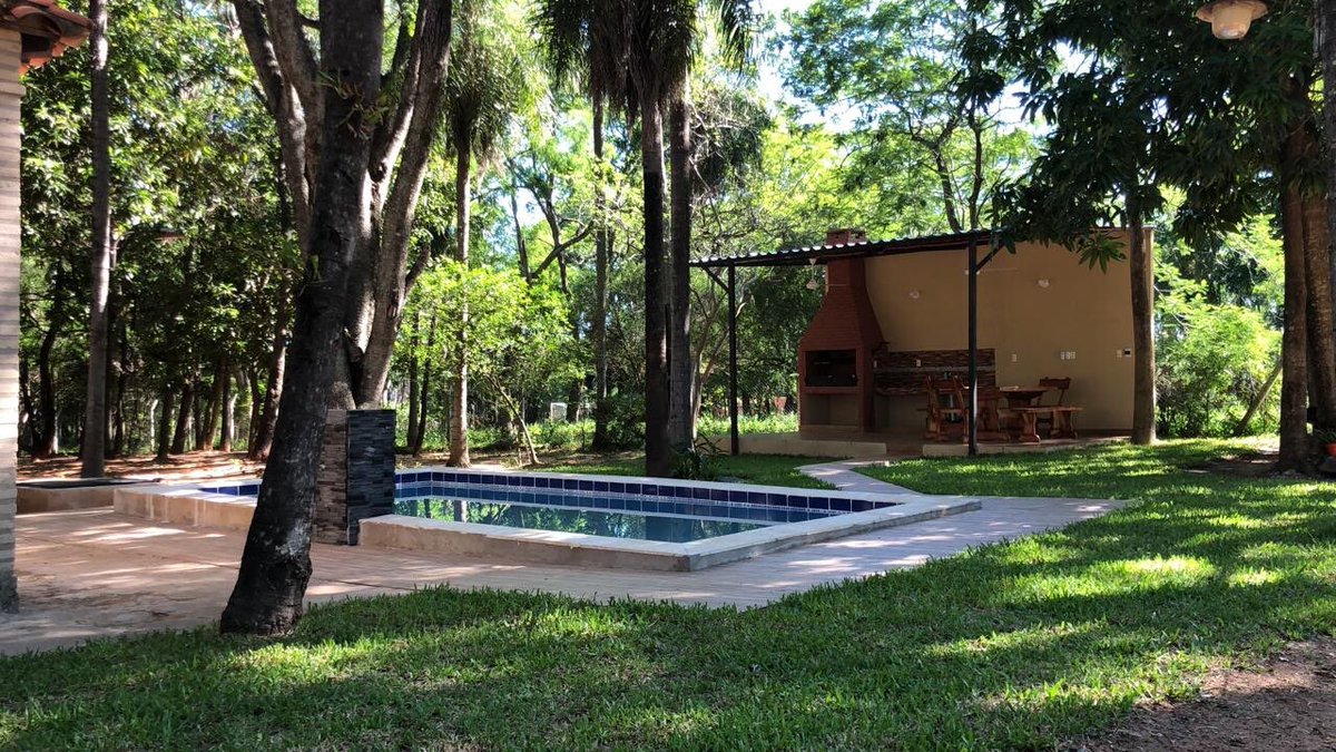 YVelazquez28's tweet photo. @Silnari @clublanus Está un poco más alejado pero para los que quieran hacer minivacaciones en San Bernardino a las órdenes 😎 +595981592076 https://t.co/0OmMRhUwvr