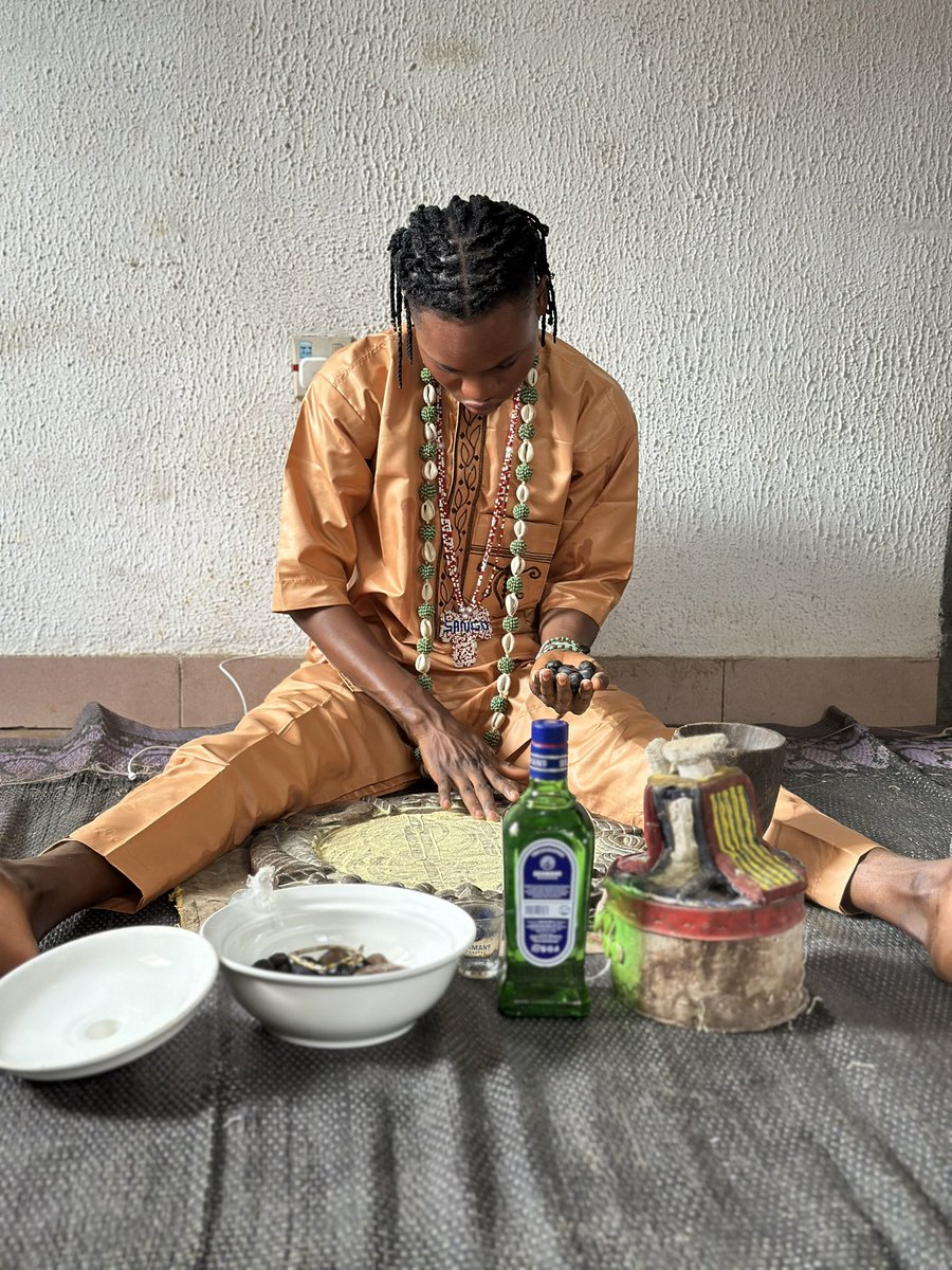 baba_Ifaseyii's tweet image. Never doubt a message from an IFA believe in the process and show gratitude to your ancestors &amp;amp; IFA (Voice of Olodumare)
Happy Ose Ifa Ose IRE GBOGBO
ELASODE

Àsè 👏👏👏#ifa #olodumare #LoveYourW