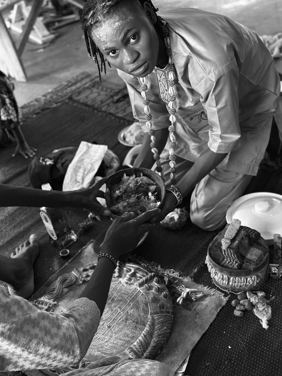 baba_Ifaseyii's tweet image. Never doubt a message from an IFA believe in the process and show gratitude to your ancestors &amp;amp; IFA (Voice of Olodumare)
Happy Ose Ifa Ose IRE GBOGBO
ELASODE

Àsè 👏👏👏#ifa #olodumare #LoveYourW