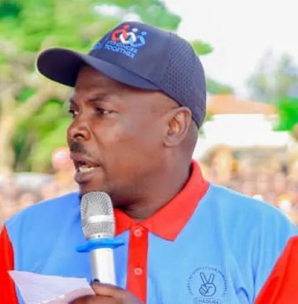 smutoro's tweet image. Samia Suluhu crackdown on Tundu Lissu allies: 
✍🏿Tanzania opposition’s top man John Heche, second-in-command of CHADEMA, has been arraigned on TERRORISM charges (bail challenge) just days after the 29 Oct elections. 
✍🏿He was moved from Dodoma to Kinondoni 
#DemocracyOnTrial