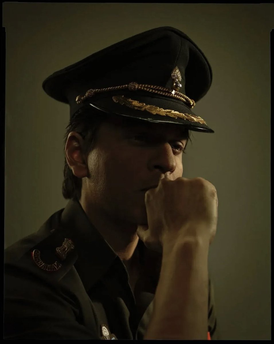 IIFA's tweet photo. SRK in Army uniform, where power meets pure charm. 🔥

#IIFA #Bollywood #SRK https://t.co/bS432ET57G