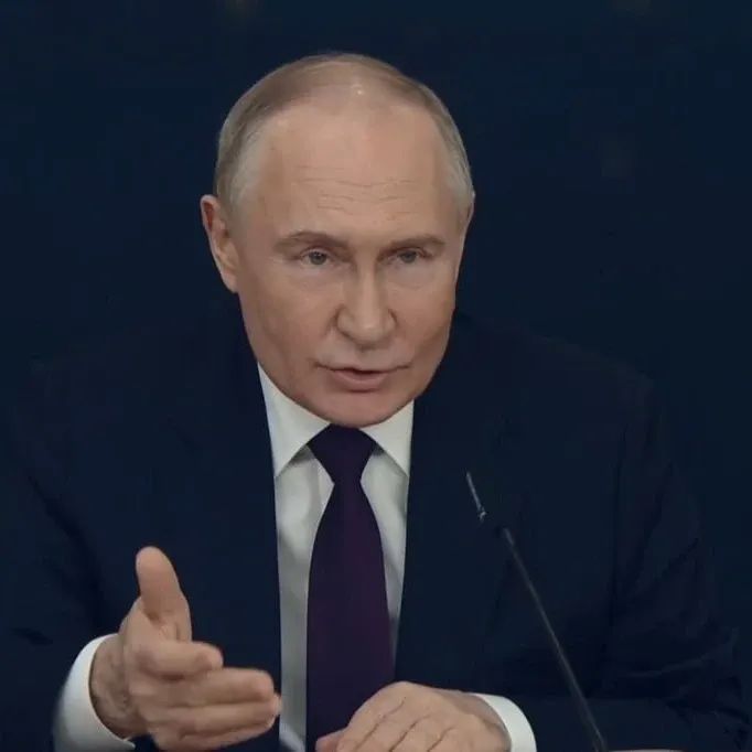 Иностранец в Беларусь tweet media