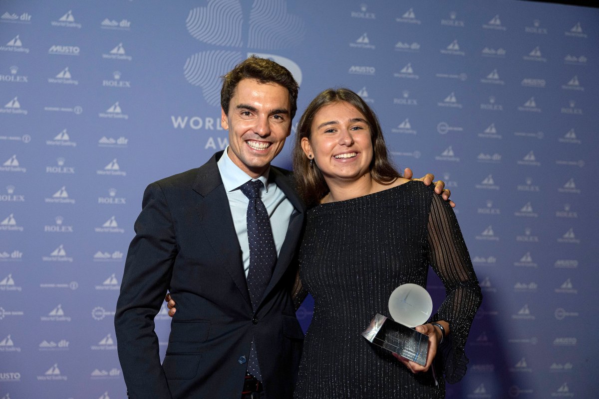🏆 ¡Grande Marta! 

20 años y mejor regatista joven del mundo por <a href="/worldsailing/">World Sailing 🌎⛵️</a>

🗞️👉🏻  rfev.es/marta-cardona-…

📸 Lloyd Images

<a href="/deportegob/">CSD</a> <a href="/COE_es/">Comité Olímpico Español</a> <a href="/cnarenal/">Club Nautic Arenal</a>