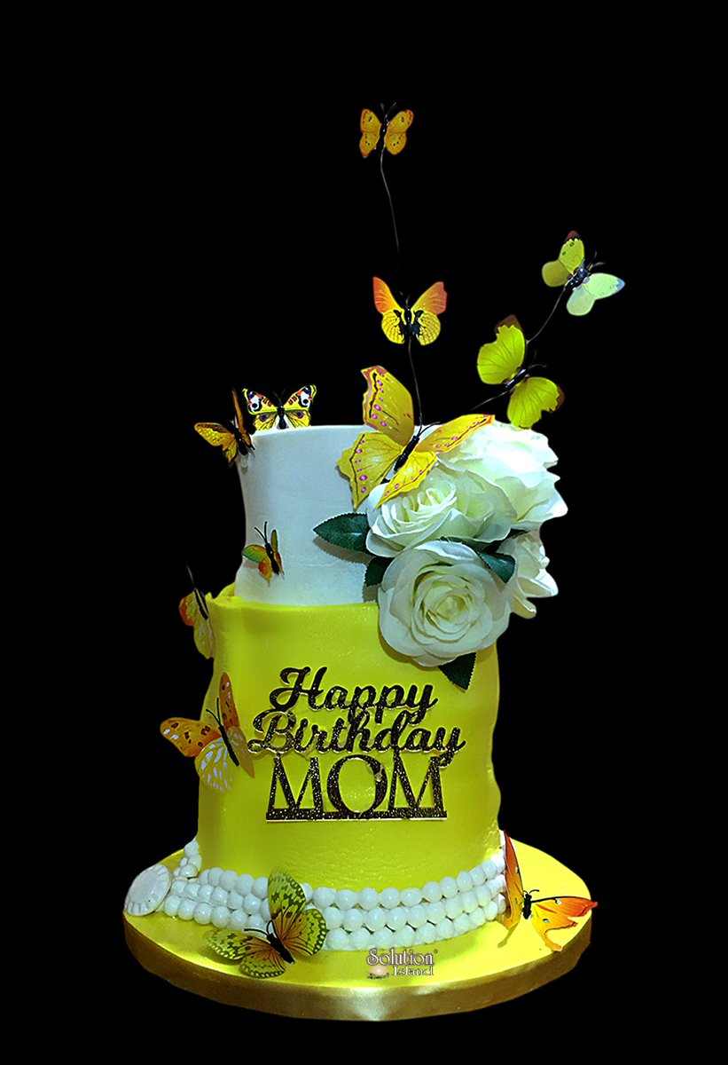 island_solution's tweet photo. If there is just nothing else we know how to do, just know today, that we do create the most aesthetically eye catchy cakes…

Cakes twice as yummy on the inside, which leaves you with the mist amazing cakegasm experience from us😜😜😜😜😜 https://t.co/VUQHVBQDJT