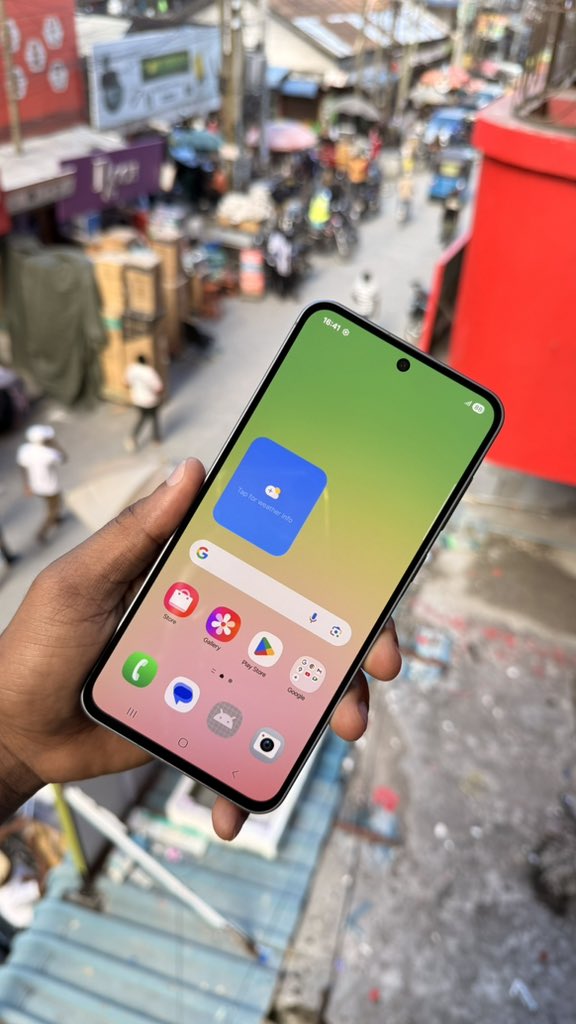 iPhone Used Genuine tweet media