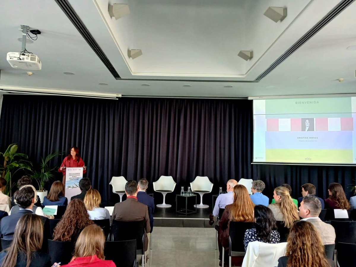 Arrancamos la jornada: «Soluciones colectivas para un futuro circular», organizada por #Ethic, <a href="/PlasticsEuropES/">Plastics Europe ES</a> y <a href="/ANARPLA/">ANARPLA</a> para hablar de la #CompraPúblicaVerde como herramienta impulsora de la circularidad de los plásticos. #EventosEthic