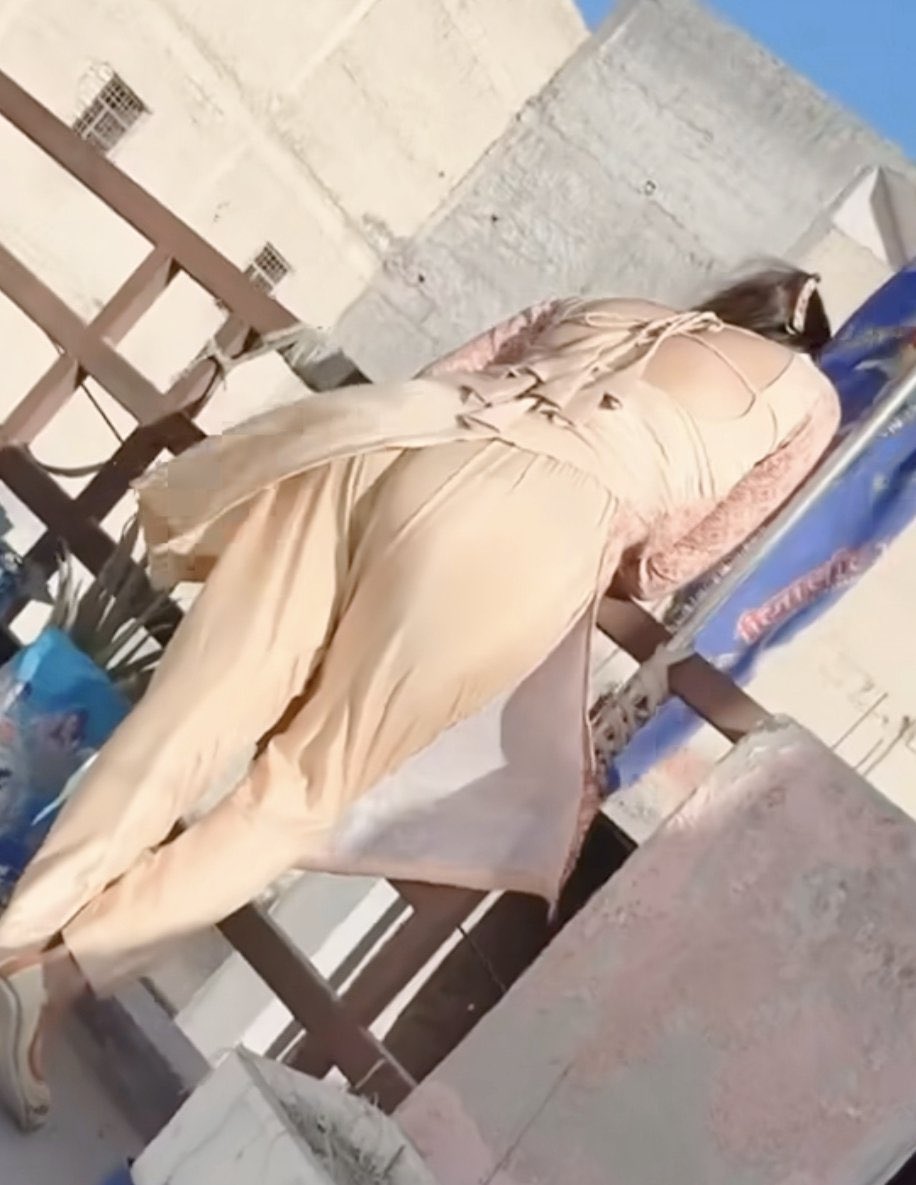 urdupoetry1111's tweet image. Dhop achi lgti hy.