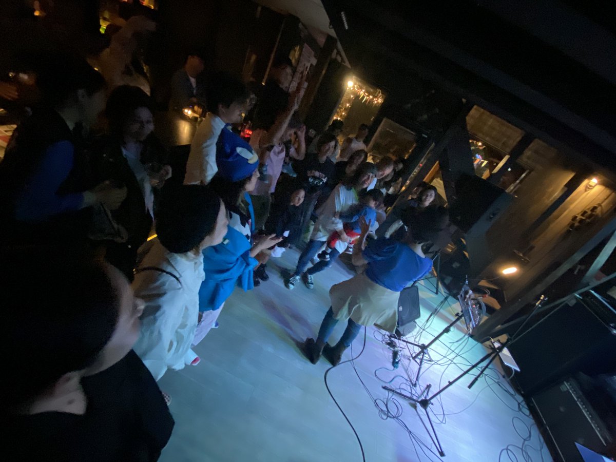 会場の銭楽さんはこんな感じ！
外観めっちゃ綺麗で可愛いんだけど、内装もまたお洒落で良い雰囲気なの✨

近距離で怪談を聞けて！

美味しいお酒があって！
(しかも良心的な値段！)

オーナー夫婦が最高に素敵な人柄で！
(私のパワースポット！)

怪談はもちろんのこと、会場も丸ごと楽しんでほしい☺️