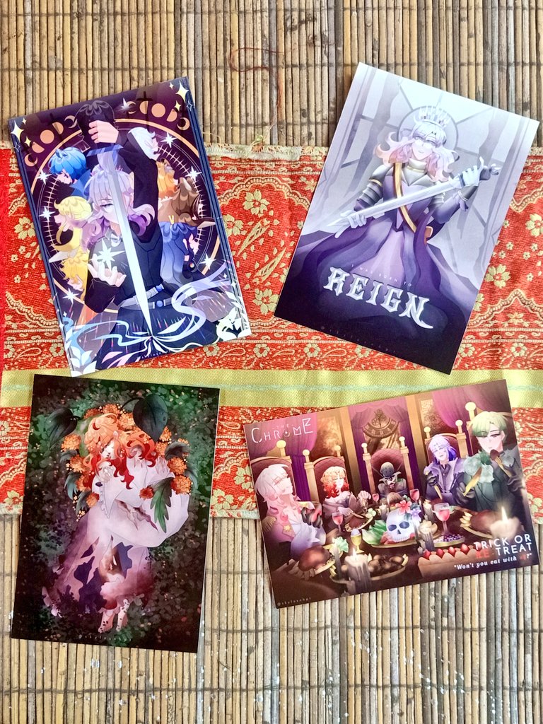 archv_skylos's tweet photo. @nkyuhyu OC CEWEK MENTIONED!!! Aku ada OC cewek yang cantik, badass, kuat, manis, (menyeramkan), dan keren loh 😎!!
Yuk boleh banget nih kak diadopsi merch anak anakku dengan cara isi link pembelian di pinned tweet @skylosnhpt yaa 🤩!! Foto dan katalog lebih lanjut ada di akun tersebut 😎 https://t.co/loEgDayO9c