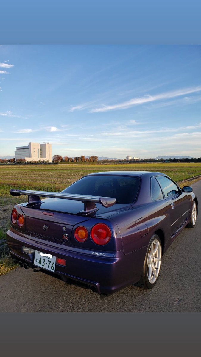 yuuka9190's tweet photo. #ありがとうGTR 
GTR32、GTR33、GTR34×2、GTR35
父が全て乗り回しています🚗🚗
ドライブからいつも帰ってくると「今日も幸せだったー💜💜💜」って言ってます！
ミッドナイトパープルは新車で購入してからずっと大切に乗っています💜💜💜💜
GTR幸せをありがとう🩷 https://t.co/oet1RROKDu